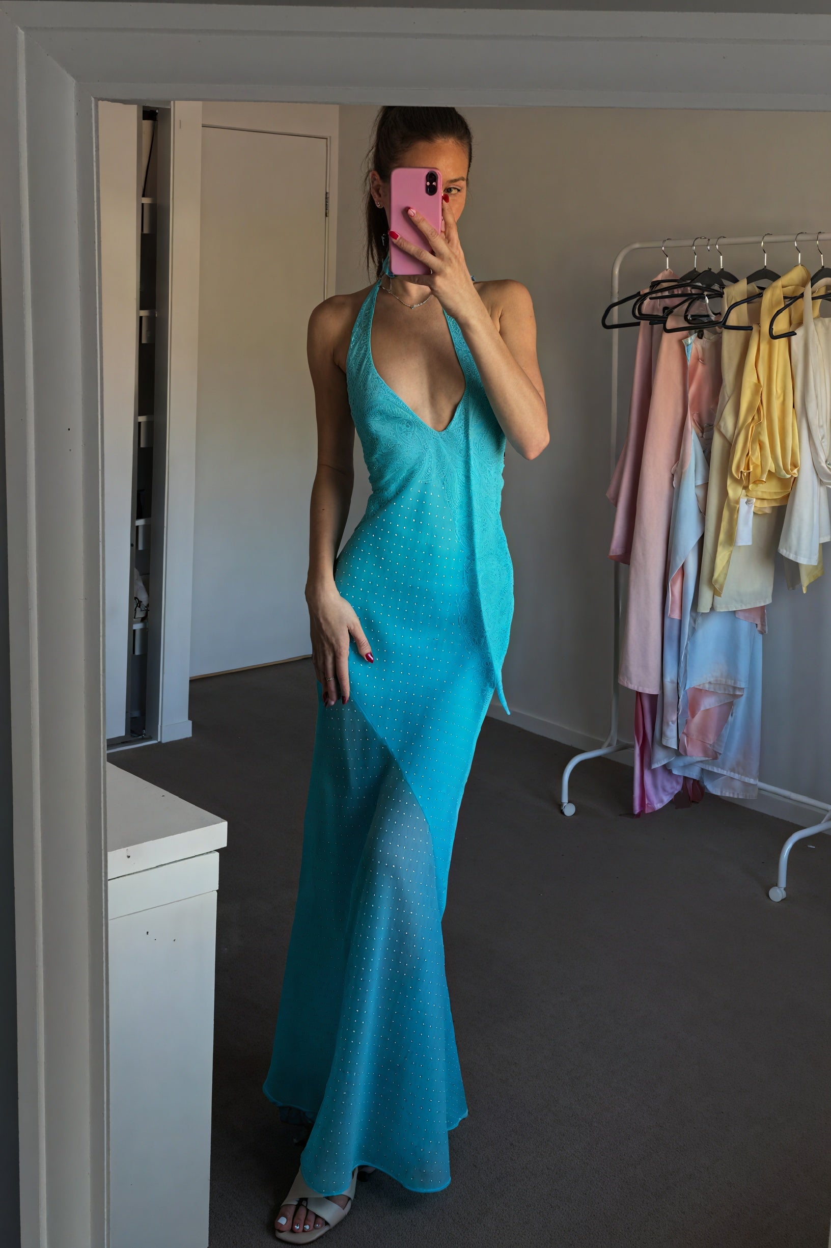 Women's Halter Maxi Dress – Plunging V-Neck, Open Back, Floor-Length-81108-1963e3d6-6b53-4644-8ab8-6e7890686613