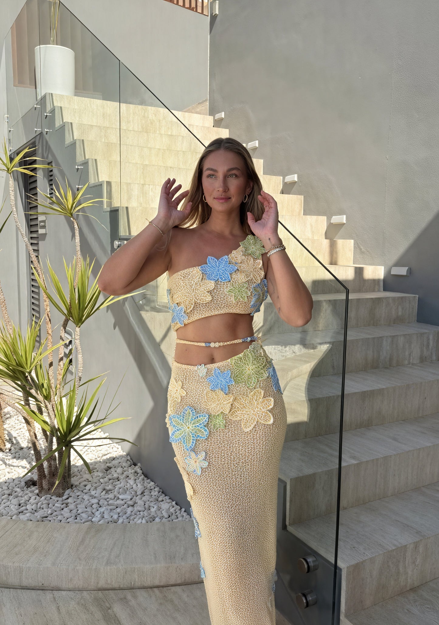 Women's Handmade Crochet Floral Two-Piece Set Dress, Summer Bohemian Style-83755-4e630826-fb1e-47bd-95bd-a2d4bd83cf1f